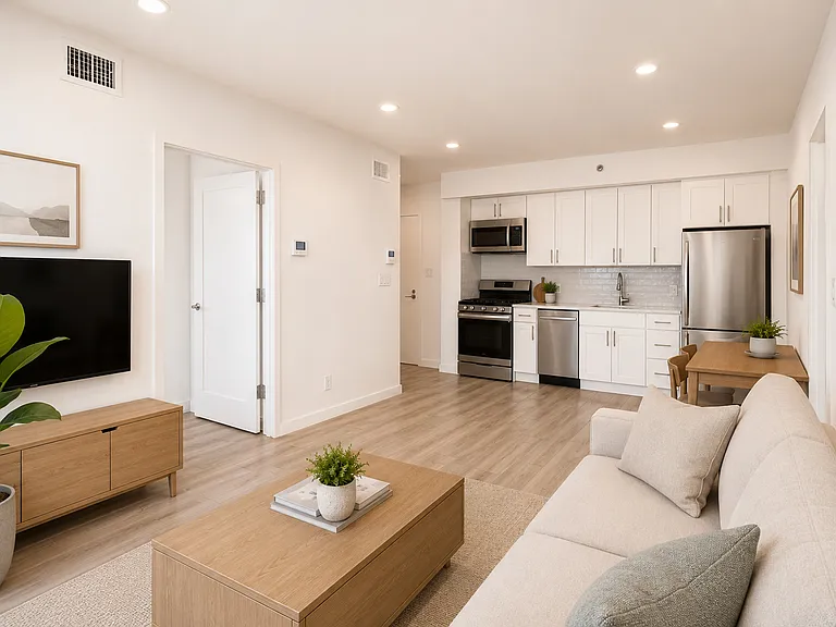 31-07 31st Ave #2B — Photo 5