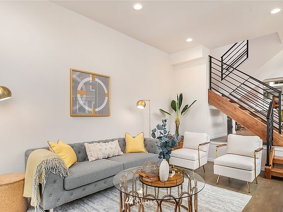 5th image of 2224 A NW 62nd Street