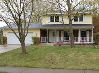 5776 Appleview Dr SE, Kentwood, MI 49508