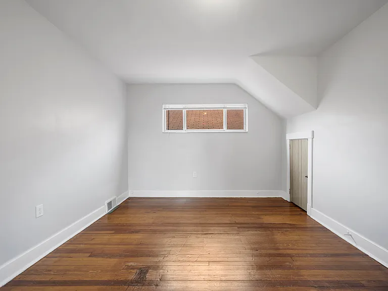 2921 Brentwood Ave — Photo 21
