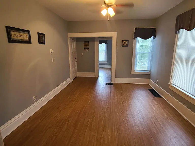 228 N Avon St #2 — Photo 23