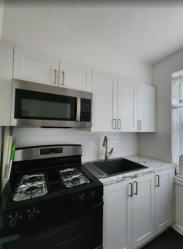 78th Rd, Flushing — Photo 3