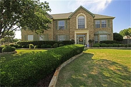 4th image of 2300 Broadoak Way
