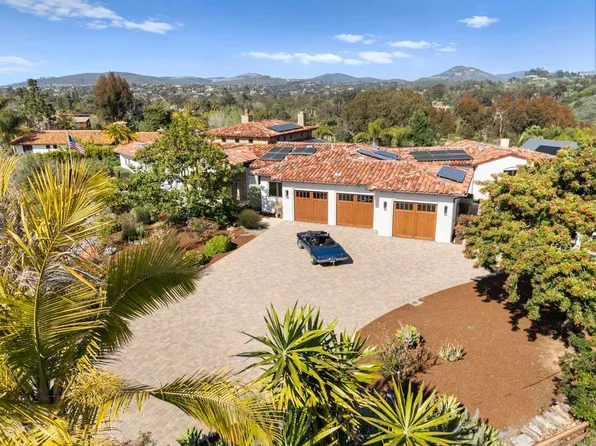 355 Rosemary Ln, Encinitas, CA 92024