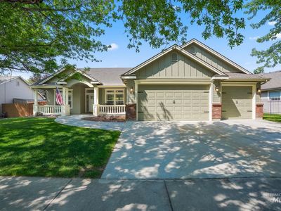 752 E Knoll Dr, Eagle, ID, 83616