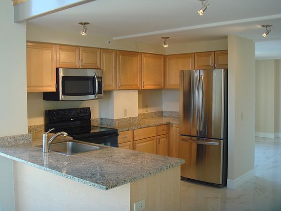 2nd image of 101 N Clematis St APT 419