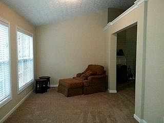 5th image of 820 Dunagan Forest Dr