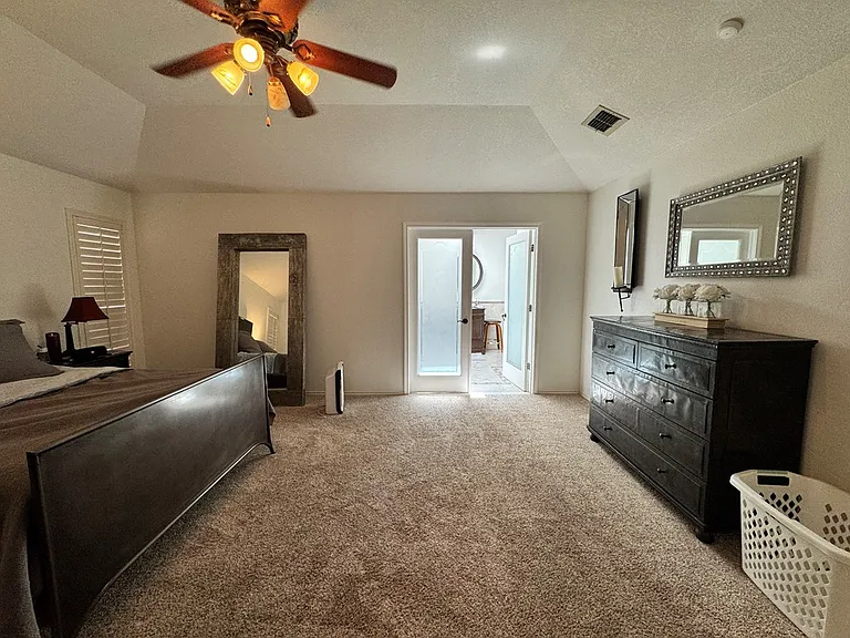 4117 Springfield Ct — Photo 15