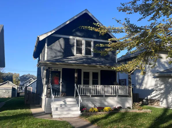 316 7th Ave SW, Aberdeen, SD 57401