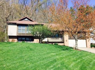 1246 Pineview Trl, Newark, OH 43055