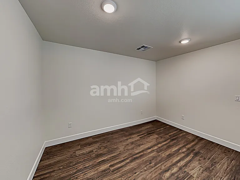 2021 Reaves Way — Photo 26