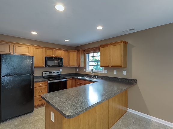 4th image of 3372 Sweet Clover Ln