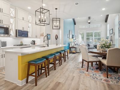 2062 White Grove Dr, Dallas, TX, 75228