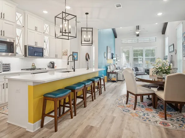 2062 White Grove Dr, Dallas, TX 75228