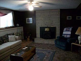 4th image of 4546 SE 27th St