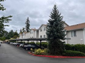 Twin Peaks Apartments