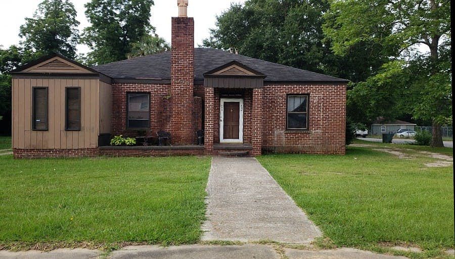 1st image of 598 Lynmore Ave