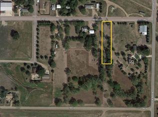 307 5th St SE #307, Wagner, SD 57380