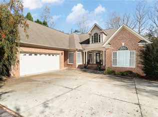 4405 Smoak Pond Rd, Seneca, SC 29678