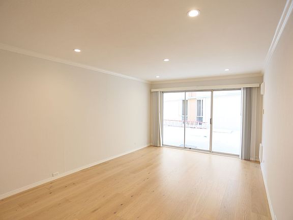 4th image of 315 Wayne Pl APT 108