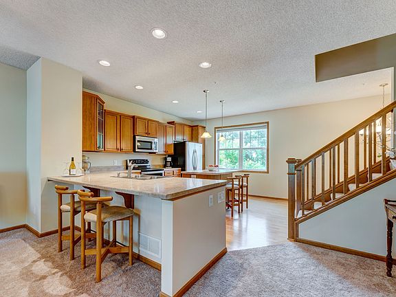 5th image of 11939 Emery Village Dr N