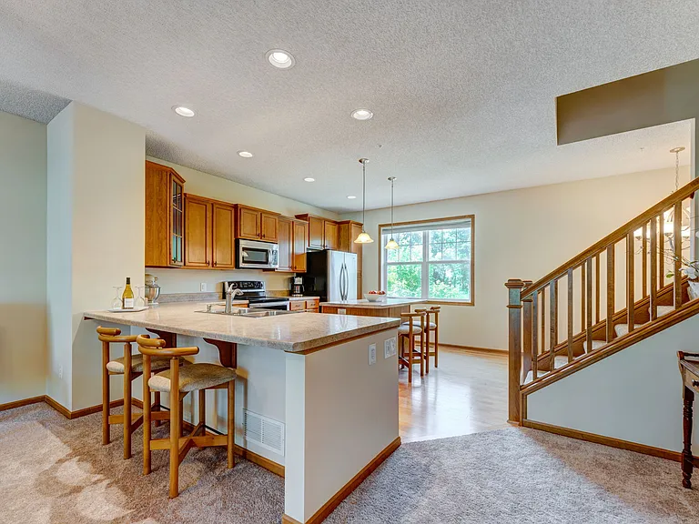 11939 Emery Village Dr N — Photo 4