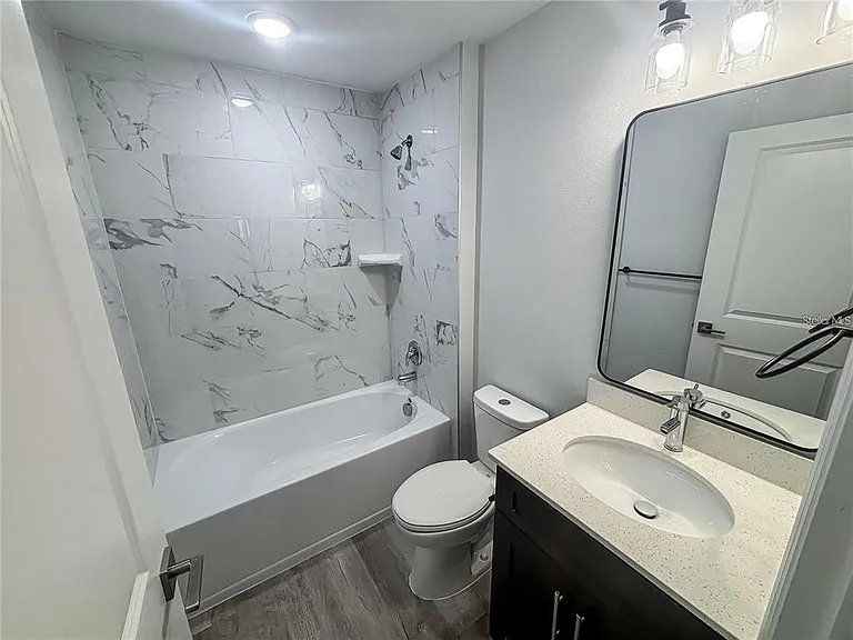 1725 Crystal Grove Dr #1727 — Photo 5