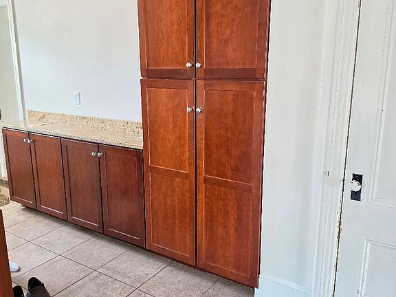 3rd image of 206 Power St #3