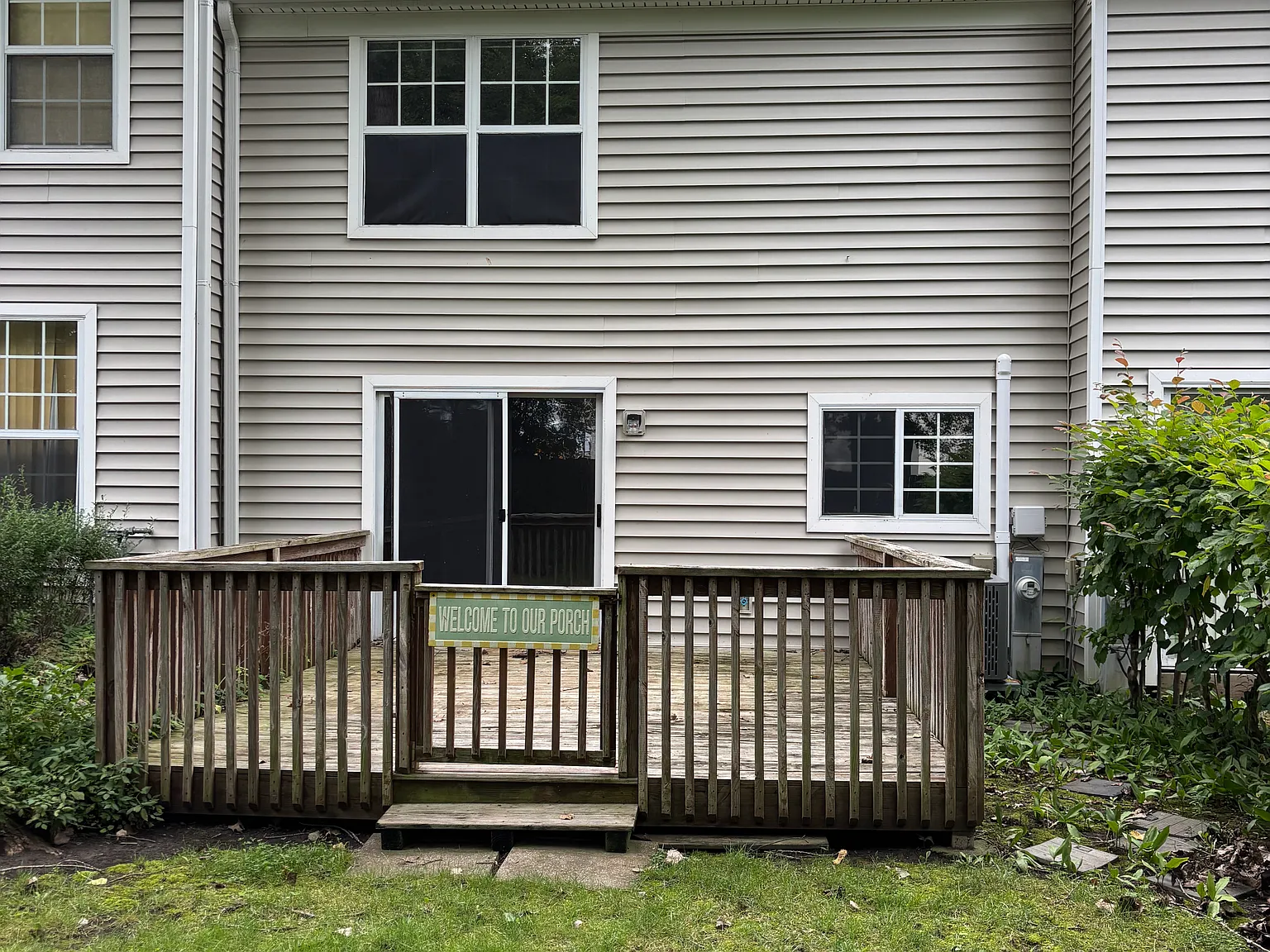 2 bed, 1.5 bath, 1133 sqft, $1,975 — Photo 2