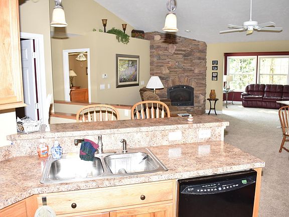 5th image of 15198 Bayou Point Pl