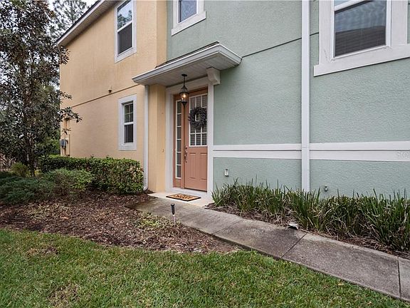 3rd image of 1118 Victoria Glen Dr