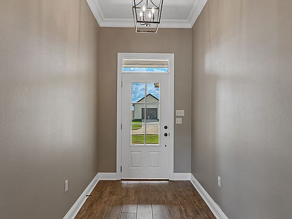 4th image of 100 Lessie Dr #Xjzwyj