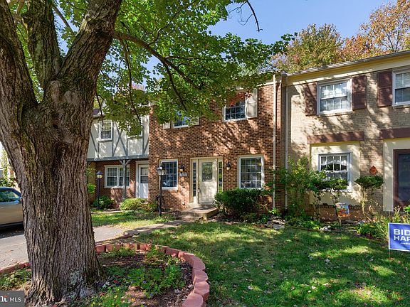 3rd image of 6104 Gothwaite Dr