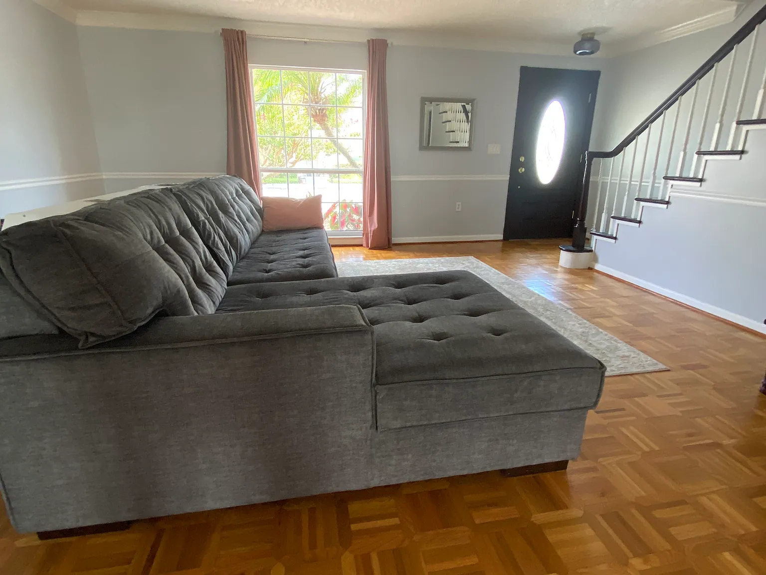 2 bed, 1.5 bath, 1300 sqft, $2,400 — Photo 3