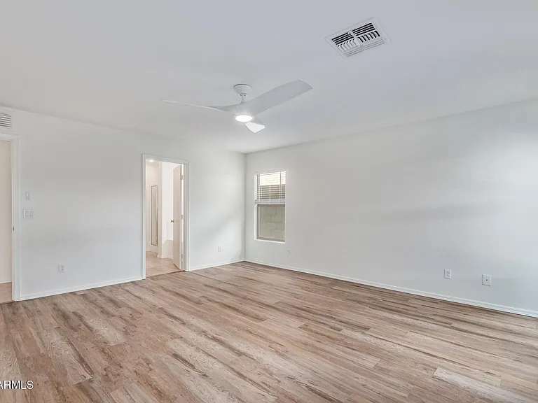 22617 N 19th Way — Photo 11