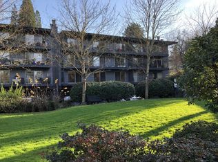 200 Burnham Rd UNIT 203, Lake Oswego, OR 97034