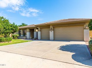 2935 E Hope St, Mesa, AZ 85213