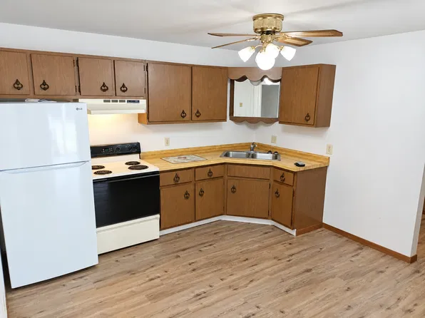 Jelinek Apartments 2, 2802 Jelinek Ave #1, Schofield, WI 54476