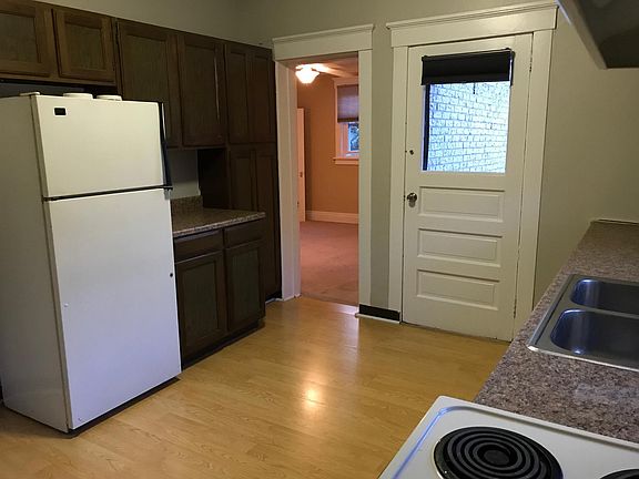 5th image of 2928 Espy Ave #2