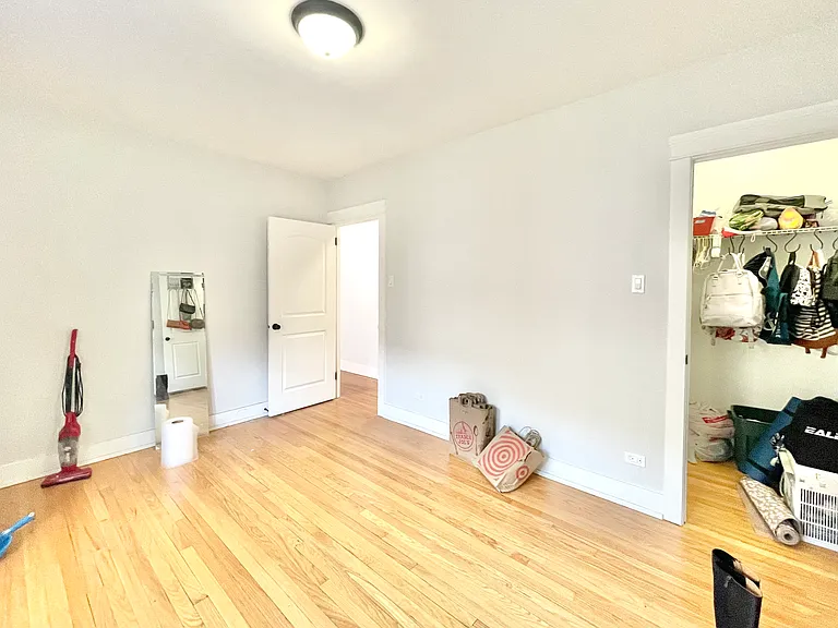 2803 W Lunt Ave #G3 — Photo 12