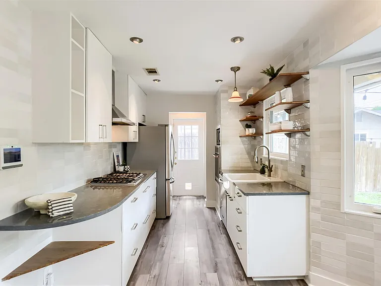 2501 Audubon Pl — Photo 4