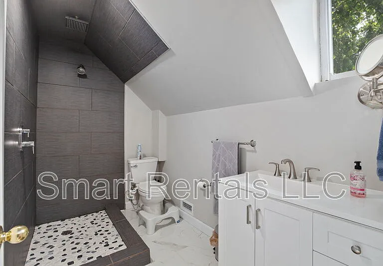 7221 South St — Photo 6