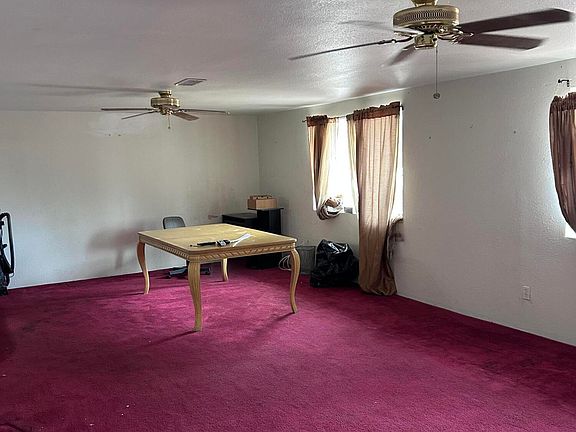 3rd image of 511 W Hatfield St