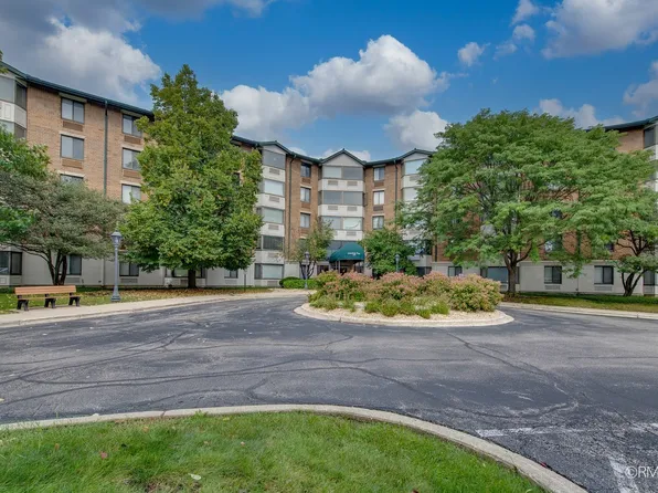 470 Fawell Blvd APT 304, Glen Ellyn, IL 60137