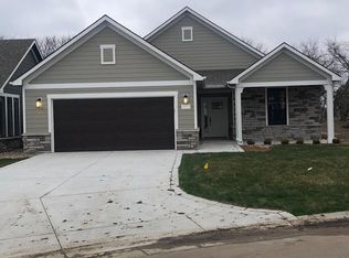 620 E Park Pl, Andover, KS 67002