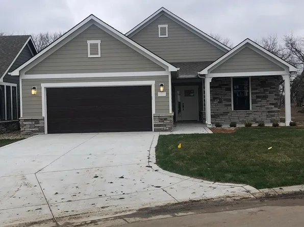 620 E Park Pl, Andover, KS 67002