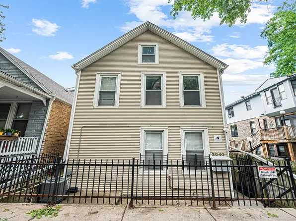 2040 W Charleston St, Chicago, IL 60647