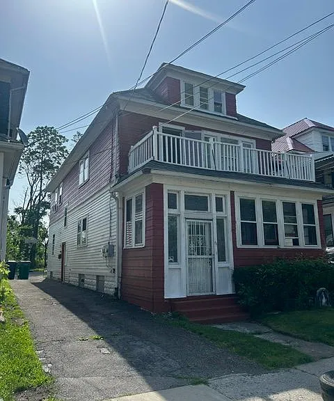 81 Saint Florian St #LOWER — Photo 1