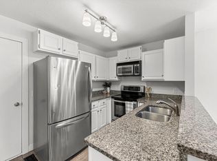 8428 S Pond Trl #41, Champlin, MN 55316