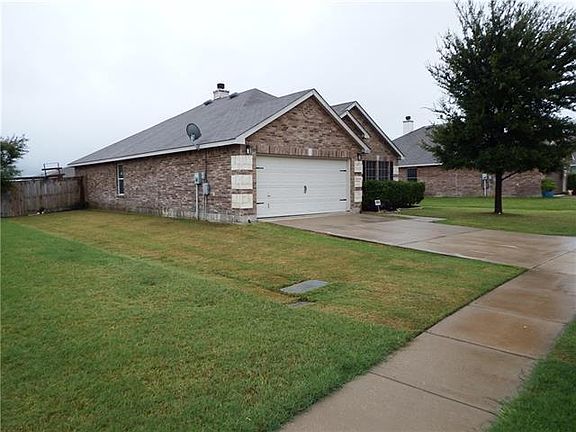 3rd image of 1425 Lauren Dr